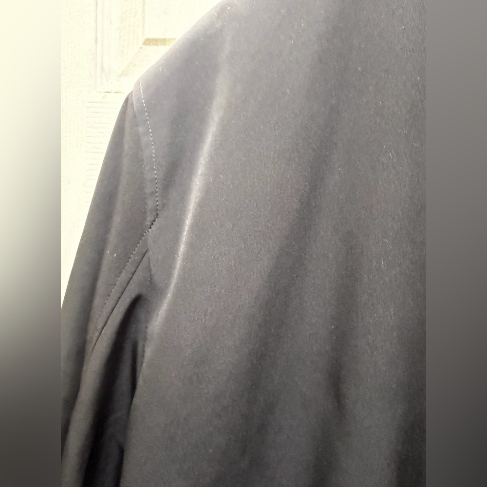Kenneth Cole Men's Sleek Black Trench Coat - Picture 6 of 8